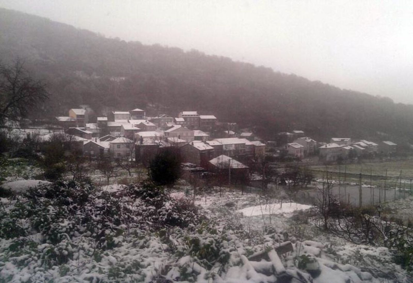 La llegada del frío deja las primeras nevadas en la Alta Sanabria
