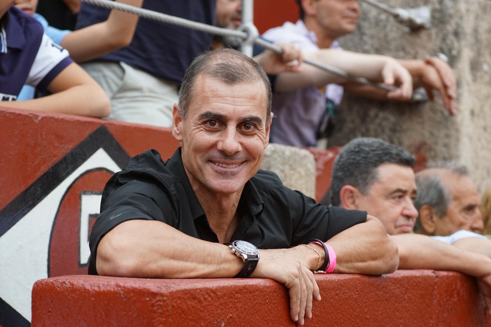 Gran ambiente en La Glorieta para la tarde de toros de Morante de la Puebla, Ismael Martín y Marco Pérez