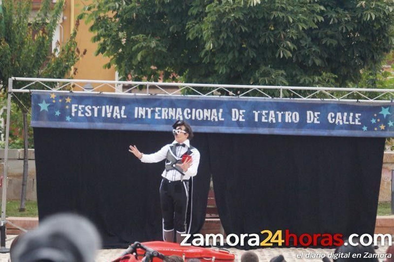 IV Festival de Teatro de Calle 'Mierdo'