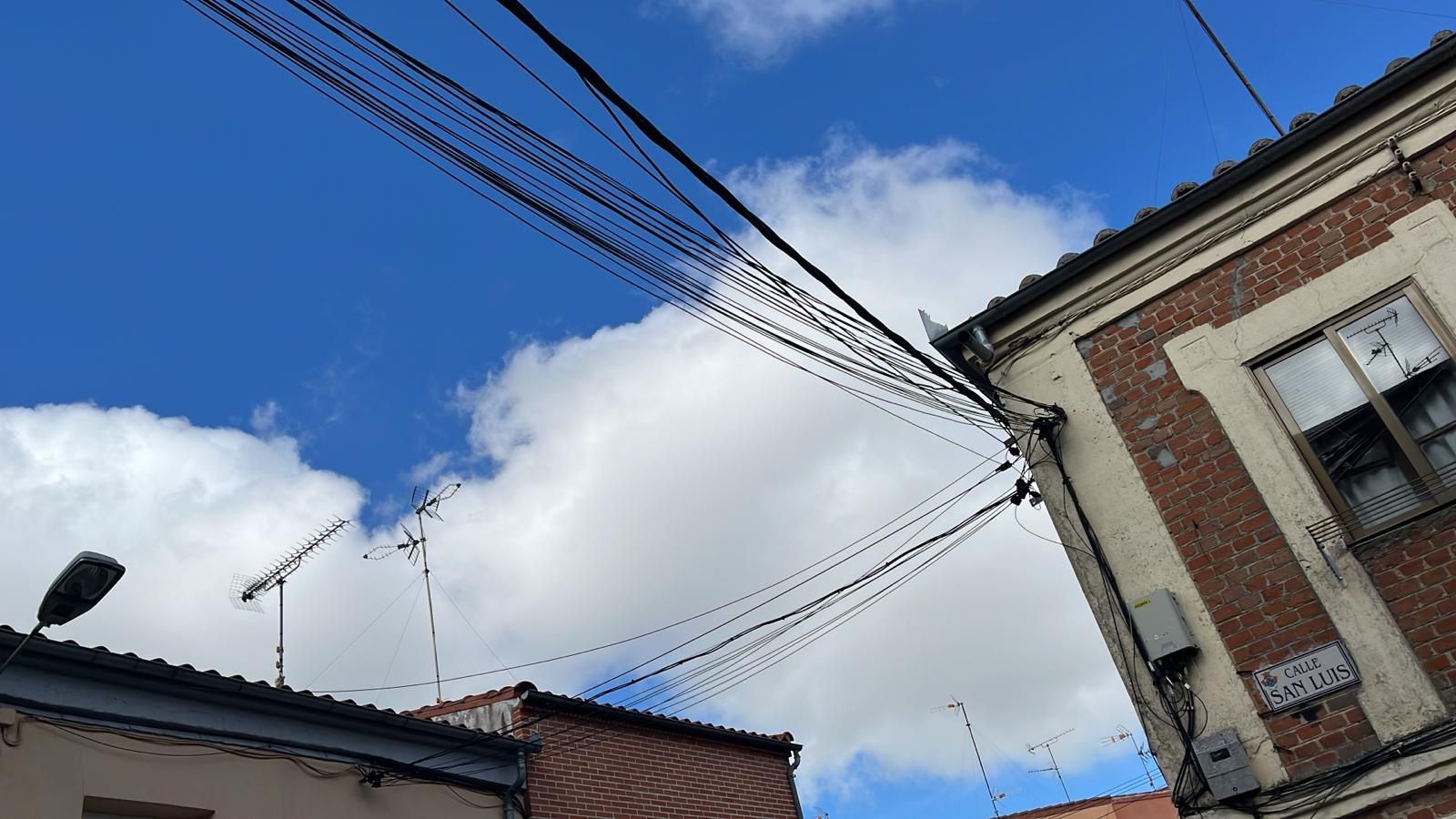 Cableado en las calles de Peñaranda
