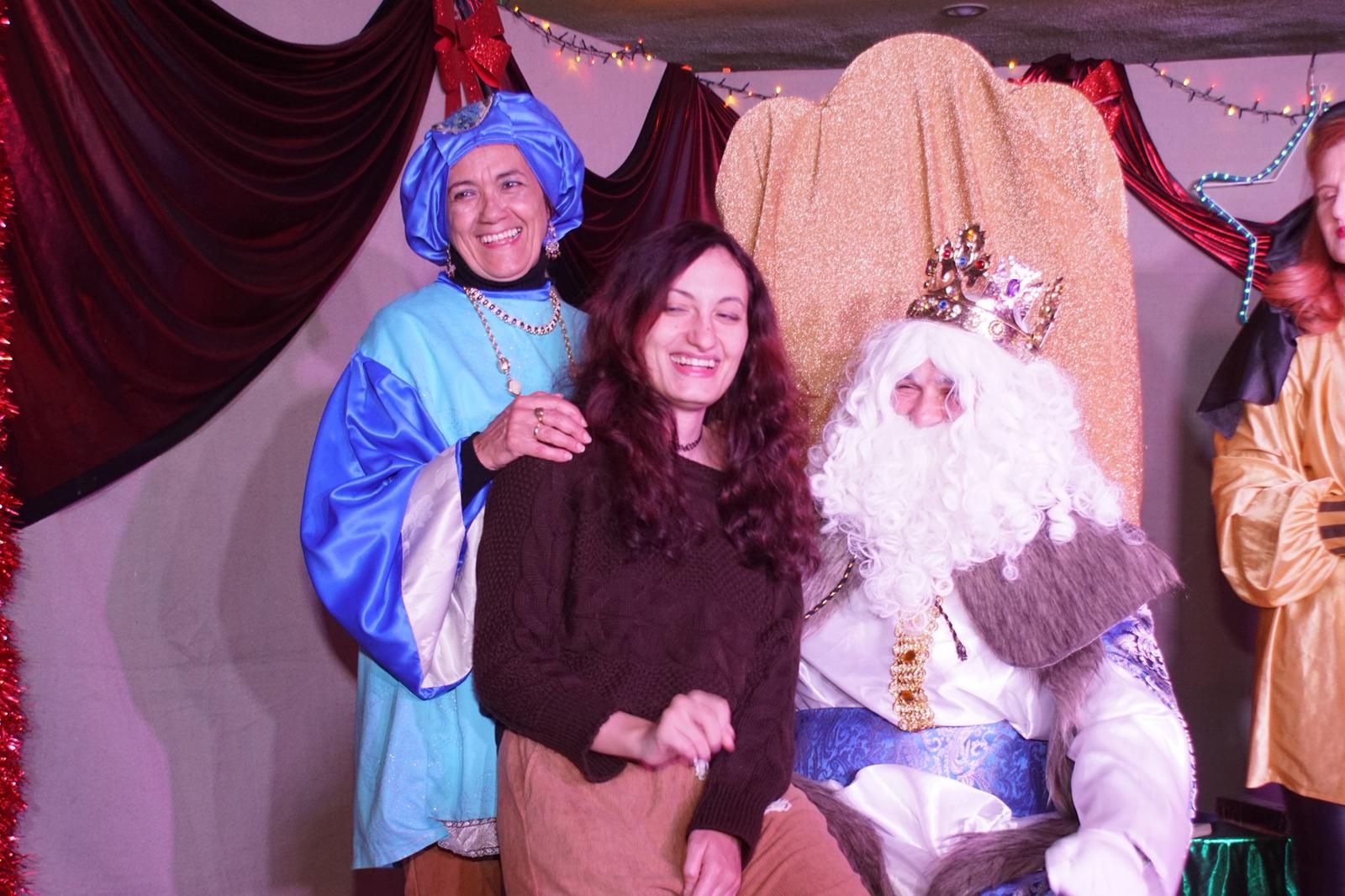 Los Reyes Magos reciben las cartas de los niños de El Encinar