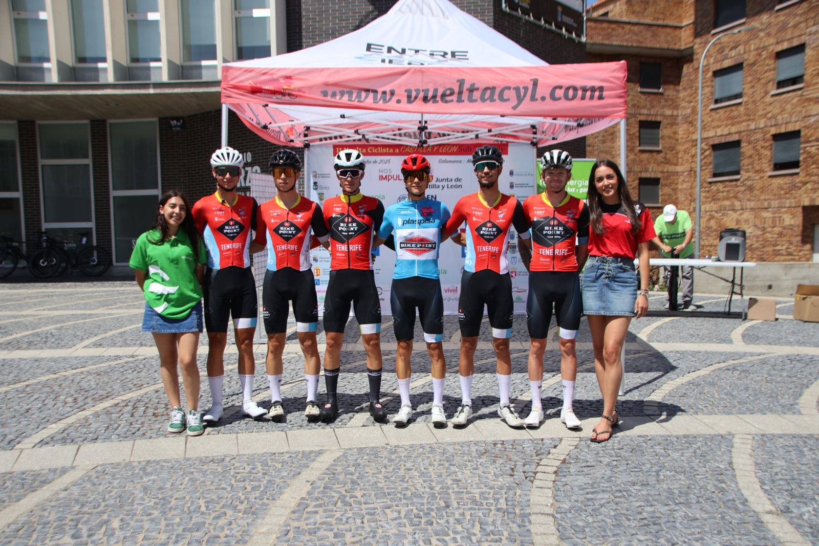 Salida II Vuelta Ciclista a Castilla y León Sub-23 y Élite