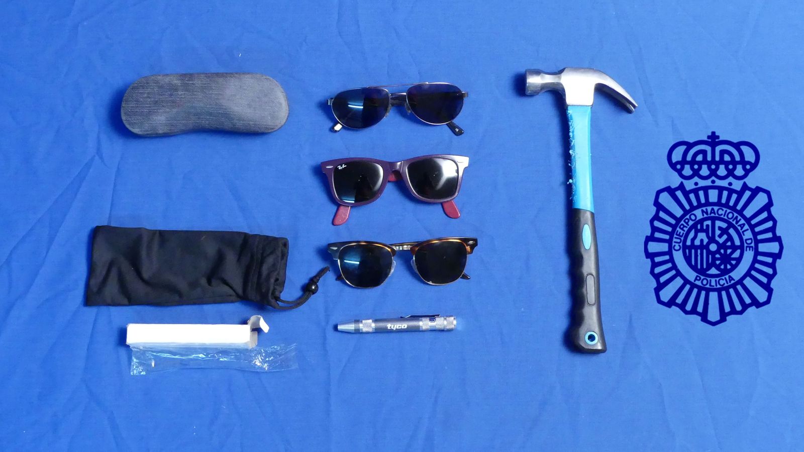 Todos efectos con escudo