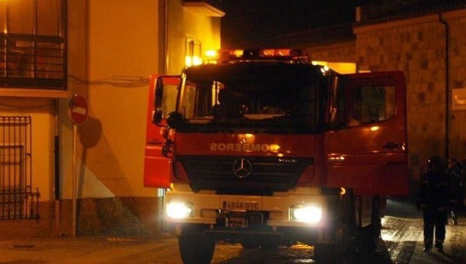 Susto por un incendio en la urbanización Navahonda