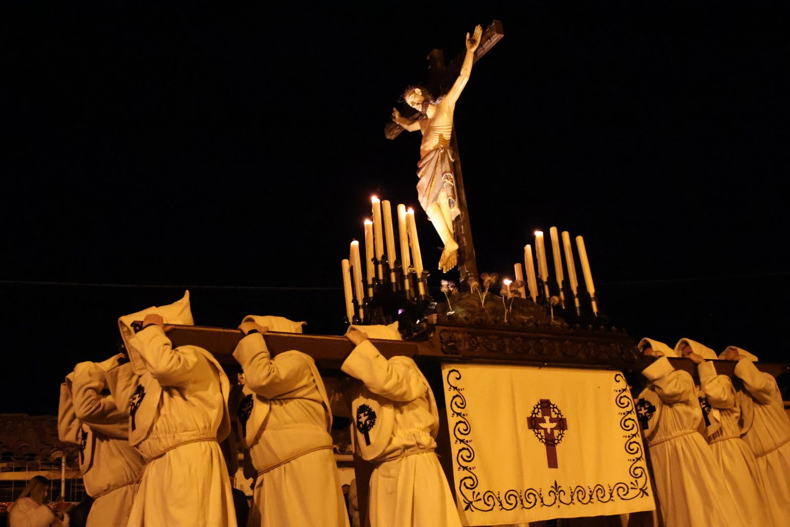 GALERÍA | Revive en imágenes la procesión del Espíritu Santo