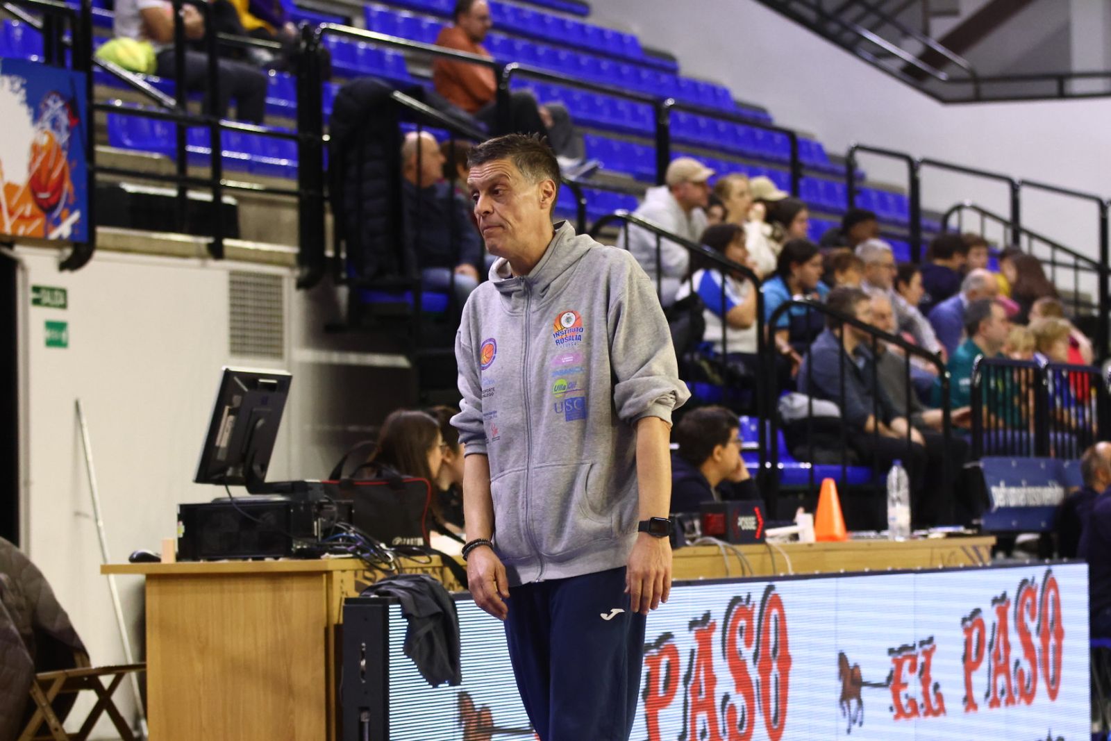 Perfumerías Avenida - CB Rosalía