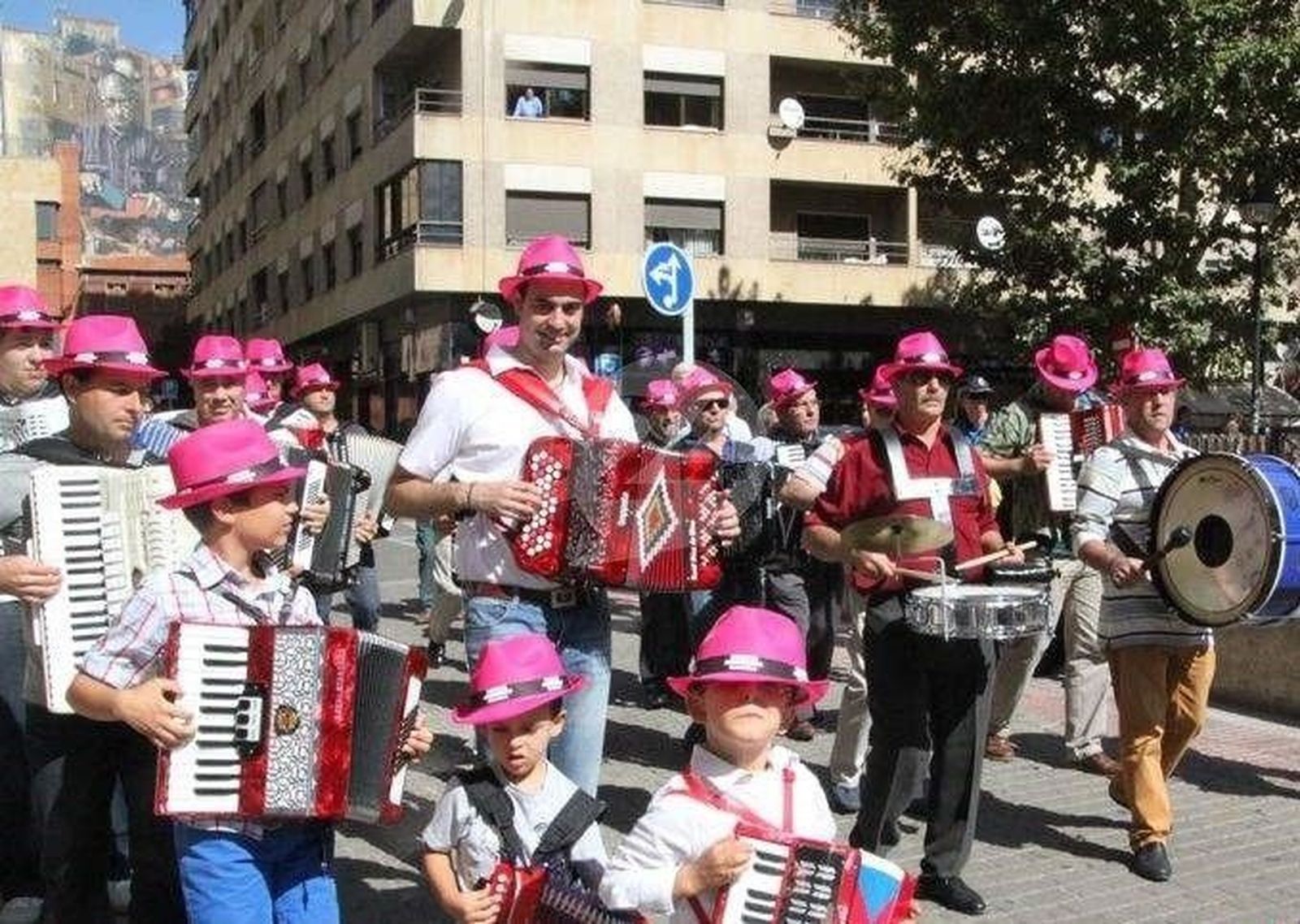El encuentro de acordeonistas de Ferias se consolida como referente nacional con un centenar de músicos