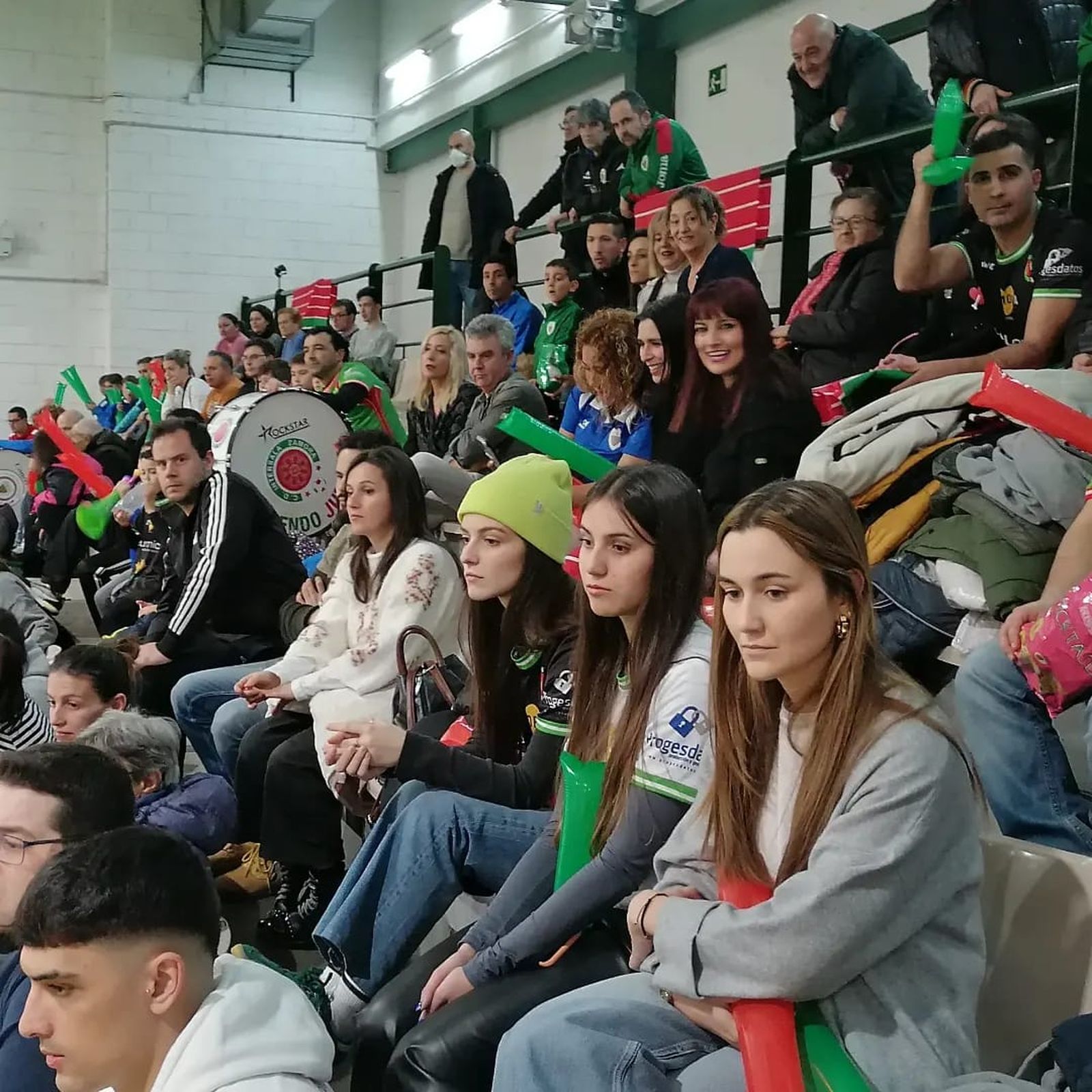 Afición del InterSala Zamora.