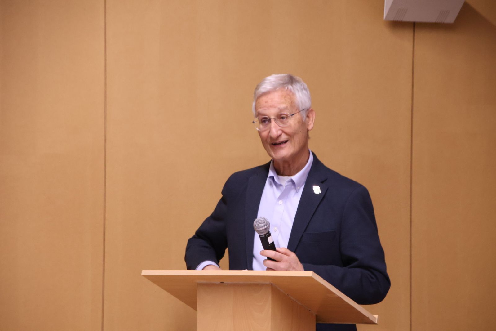 El Centro de Investigación del Cáncer (CIC) organiza un homenaje al personal que cumple 25 años