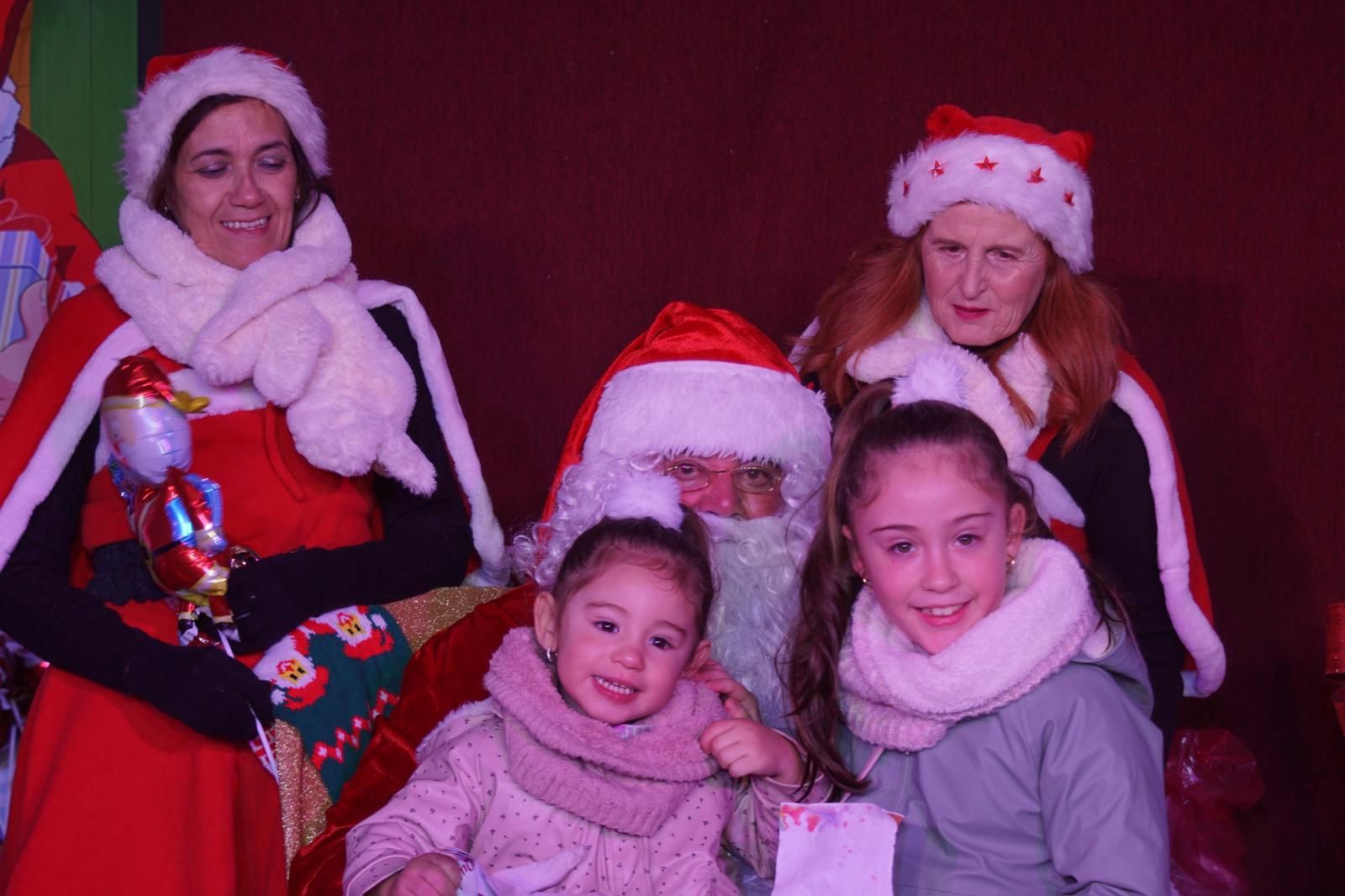 El Encinar recibe la visita de Papa Noel