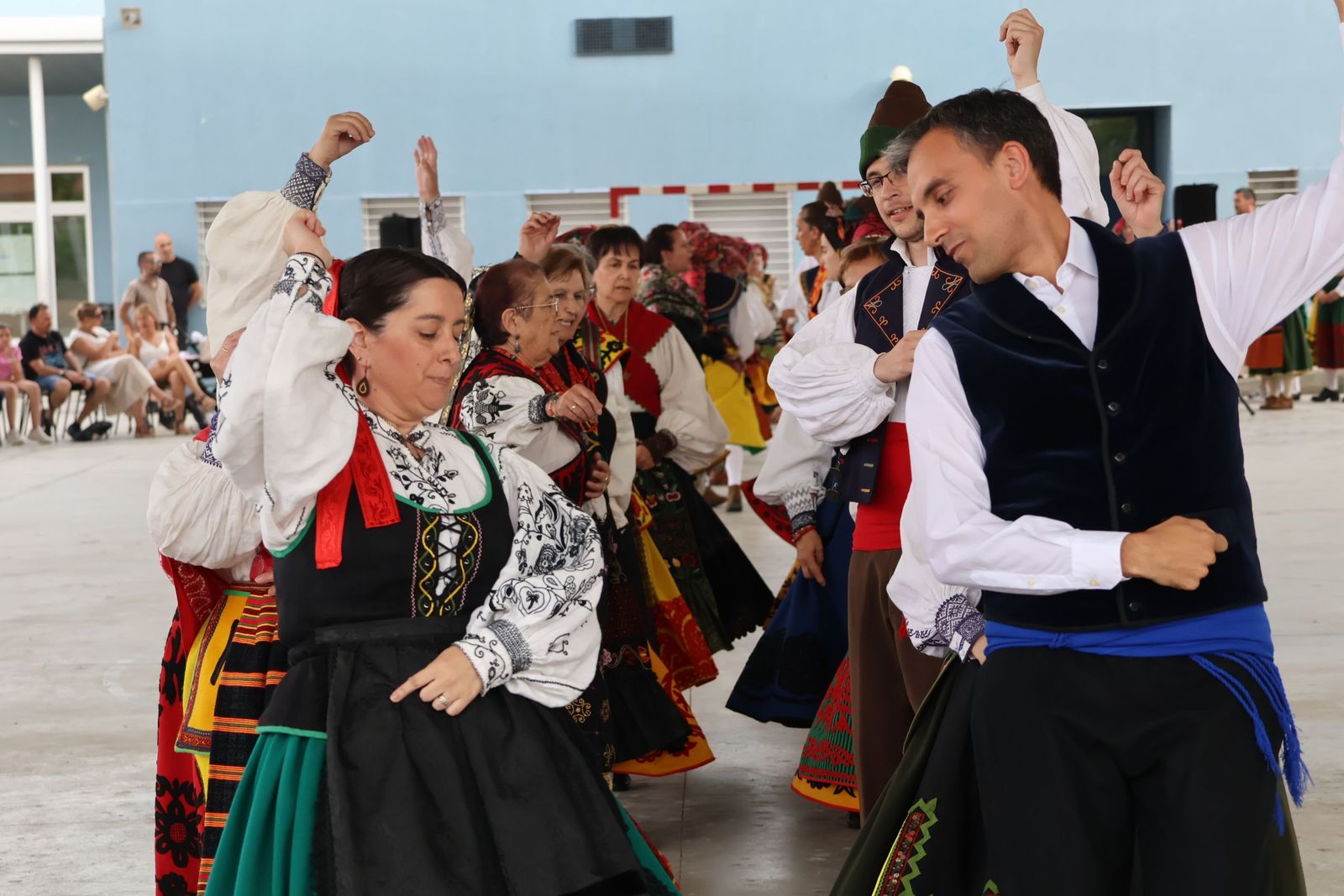 actuacion-fin-de-curso-de-la-escuela-de-baile-dona-urraca-57