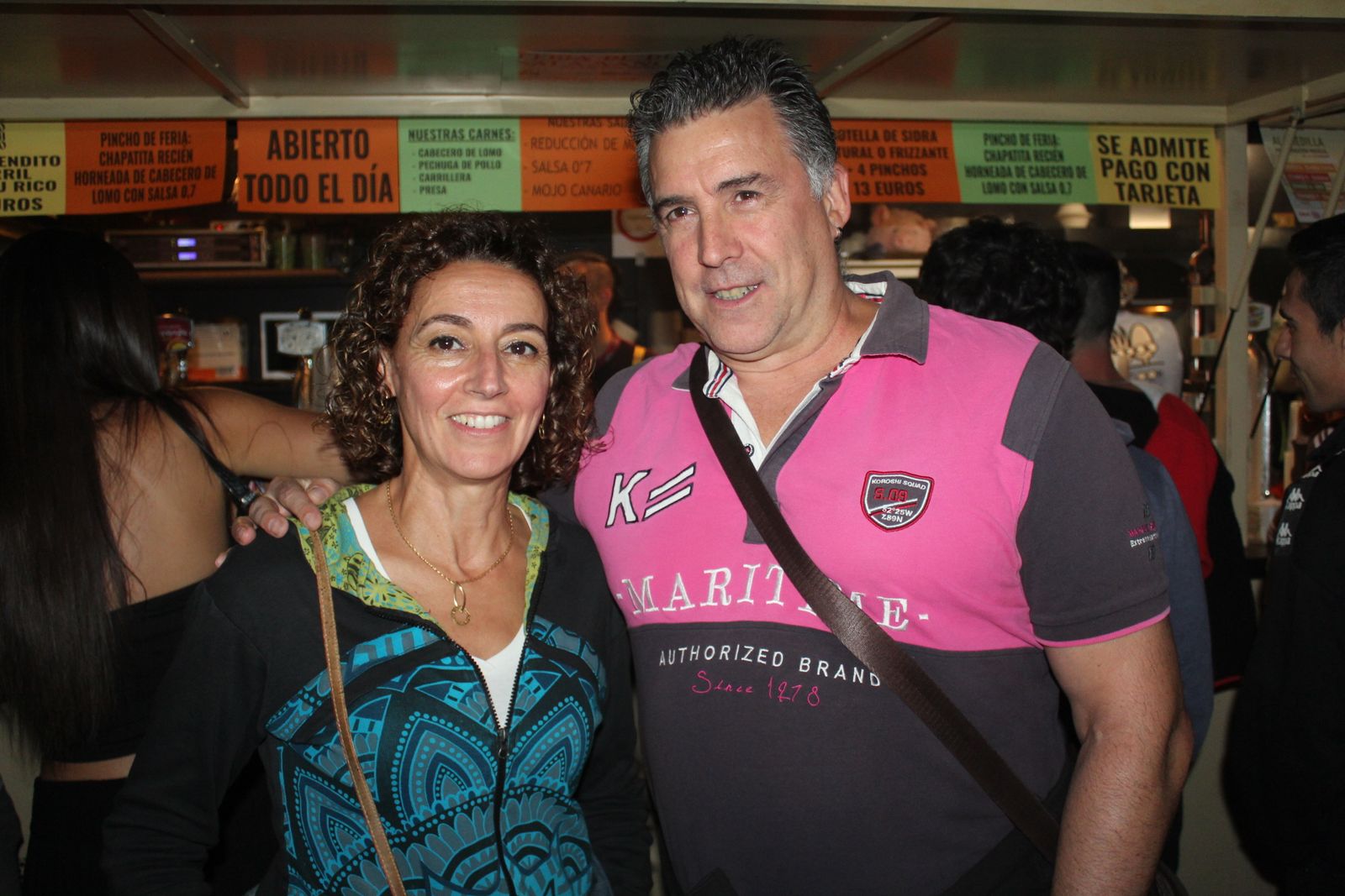 Ambiente en la Feria de Día en la tarde de este lunes