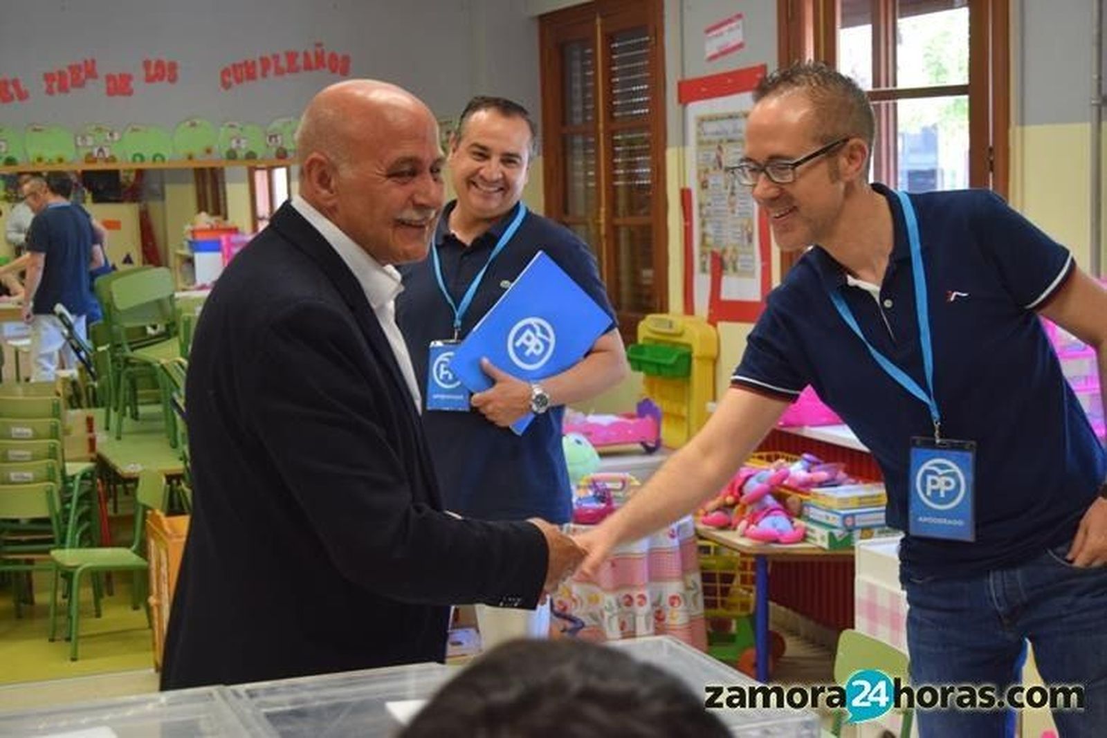 García Bermejo señala que las votaciones se están desarrollando "con absoluta normalidad"