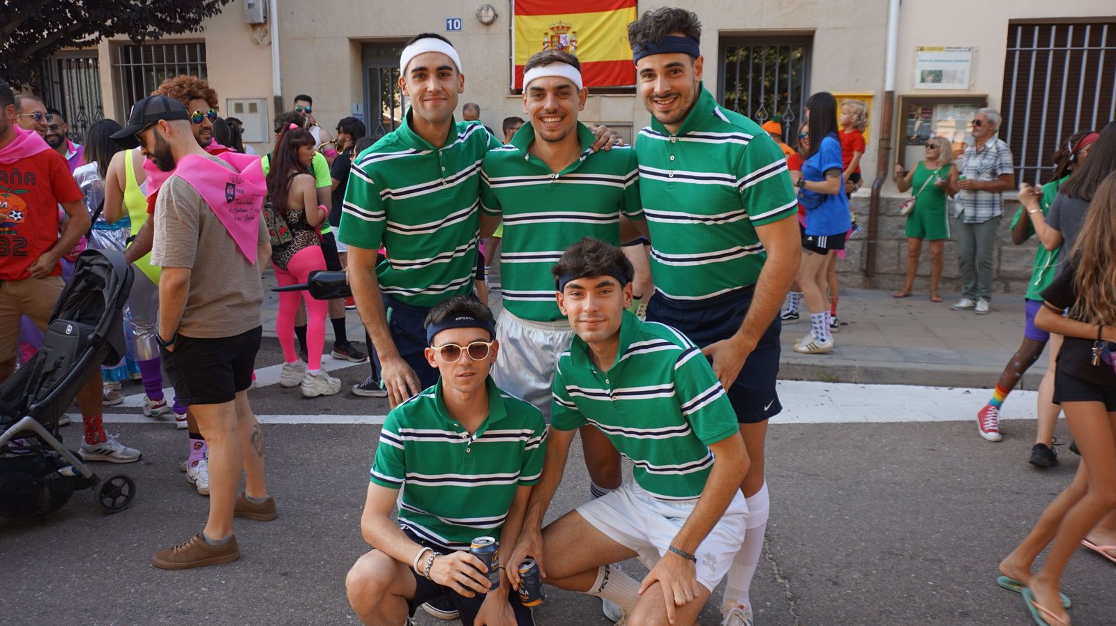 desfile-de-penas-en-castellanos-de-moriscos-7