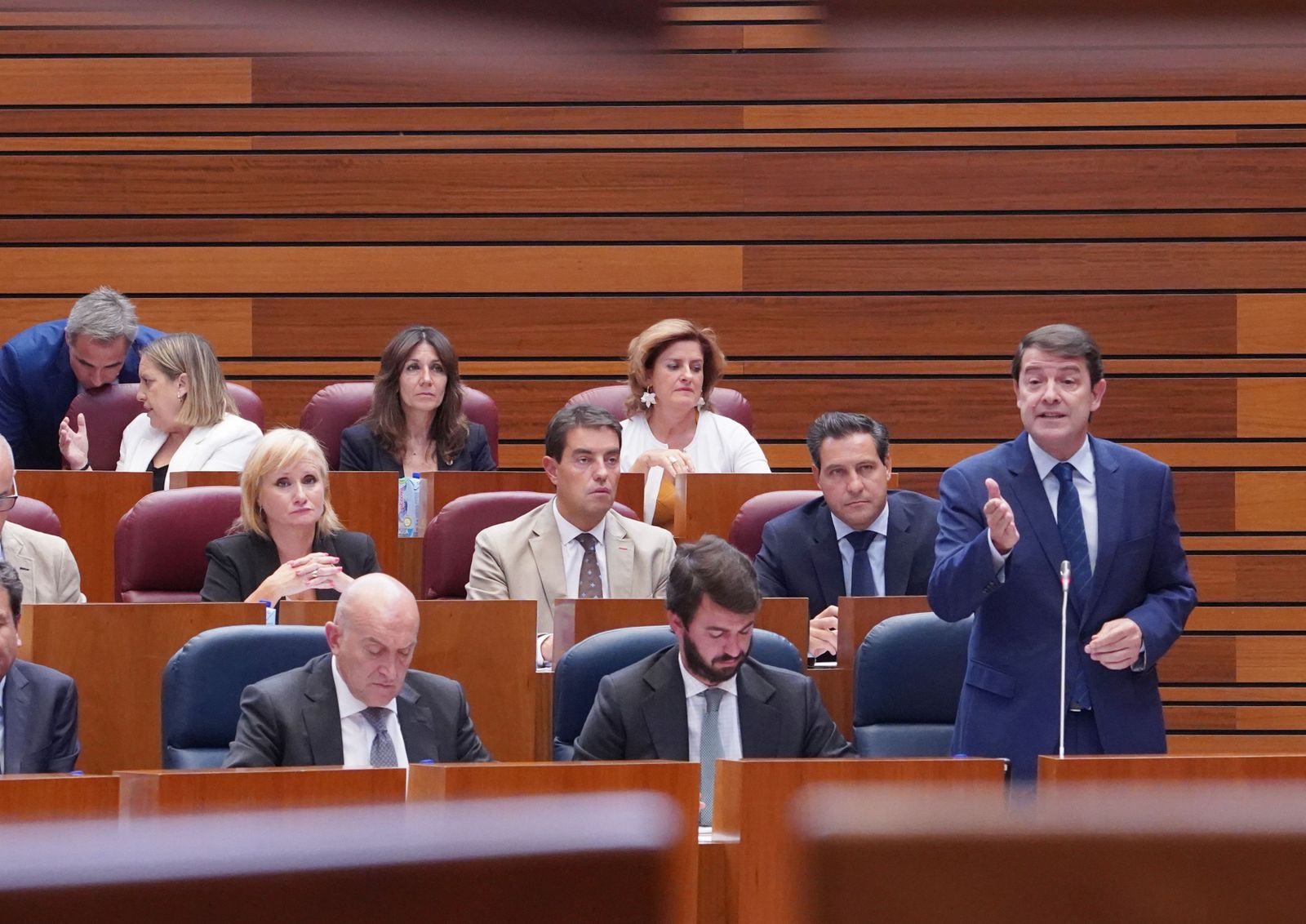 Alfonso Fernández Mañueco en el Pleno de las Cortes. ICAL Alfonso Fernández Mañueco en el Pleno de las Cortes. ICAL