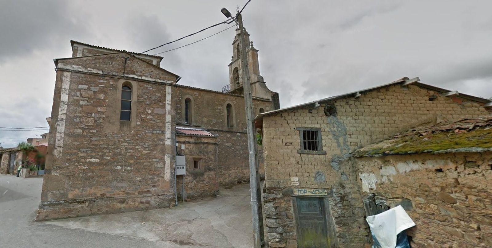 Iglesia de Sesnández de Tábara