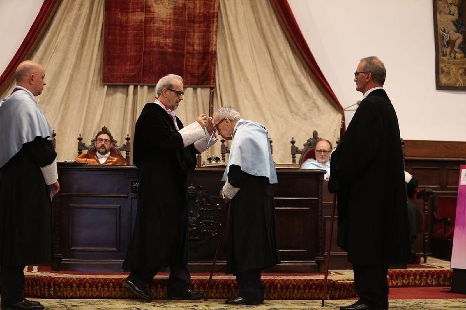 El poeta Pablo García Baena se suma a la lista de doctores Honoris Causa de la USAL