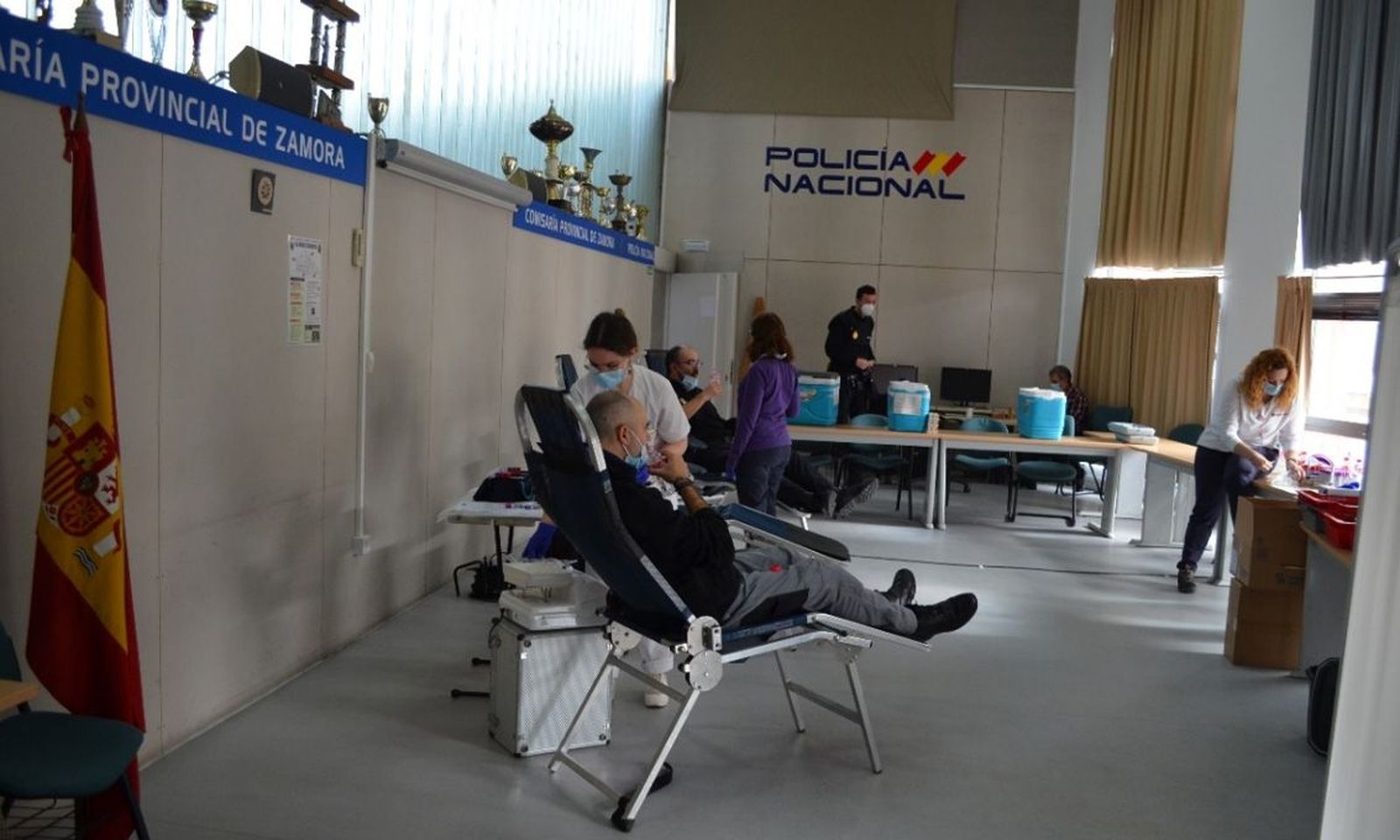 La Policía Nacional se suma a la campaña de donación de sangre