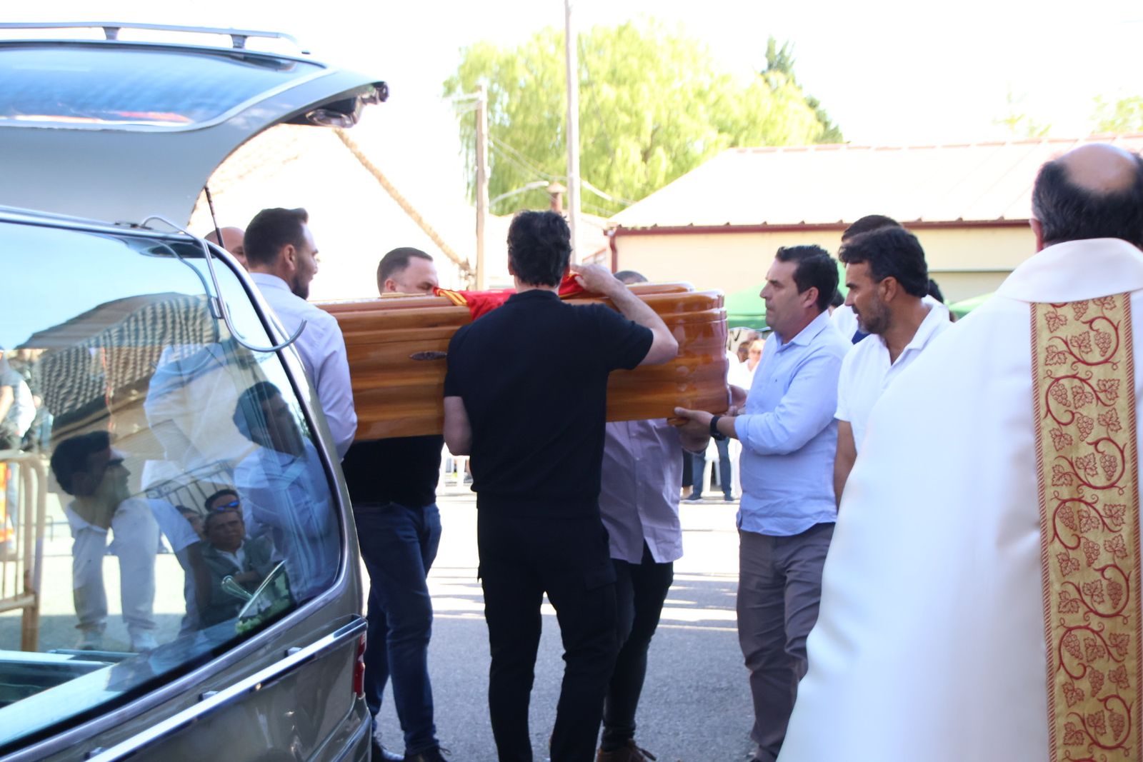 Entierro de María Caamaño en Encinas de Abajo