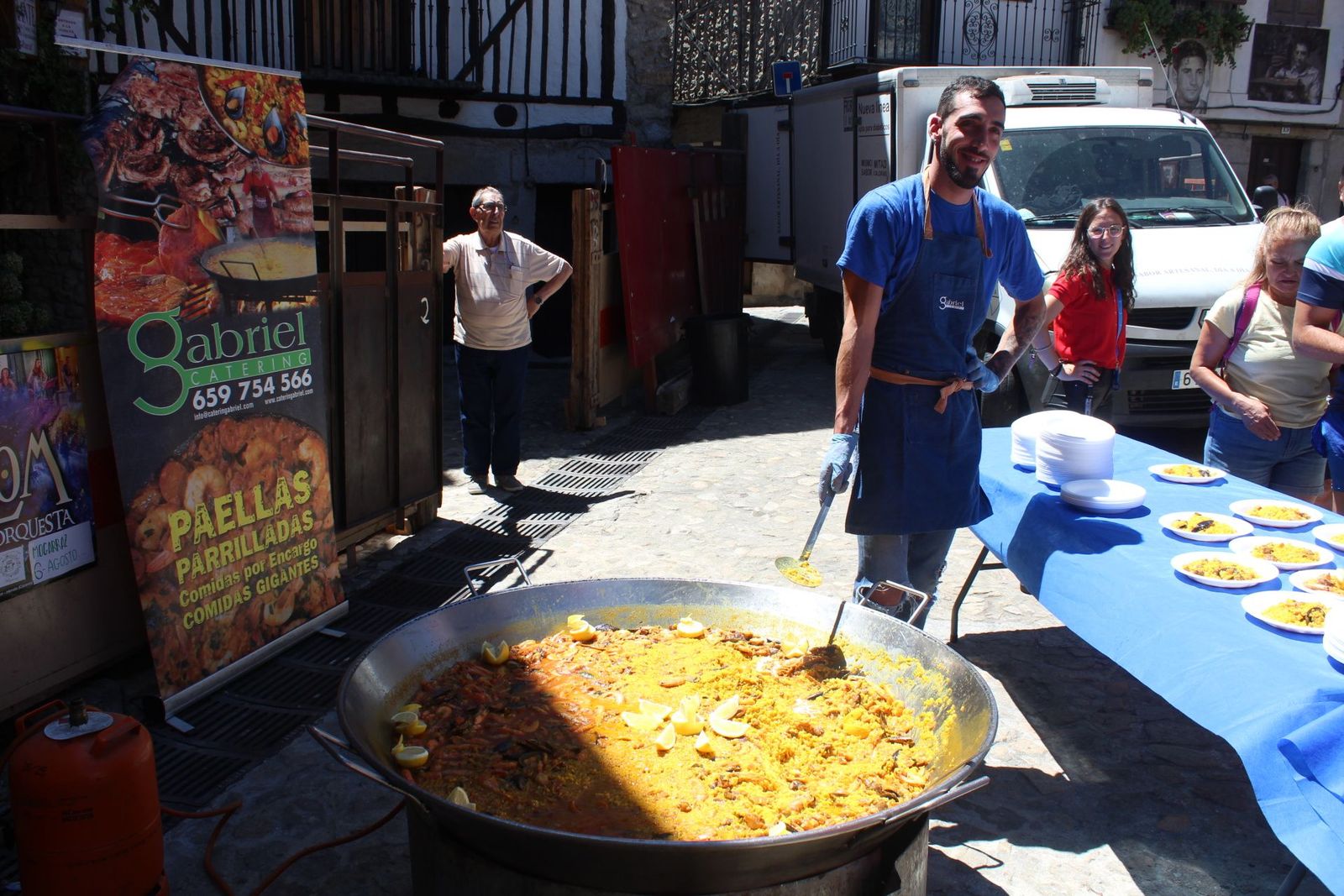 Paellada en Mogarraz