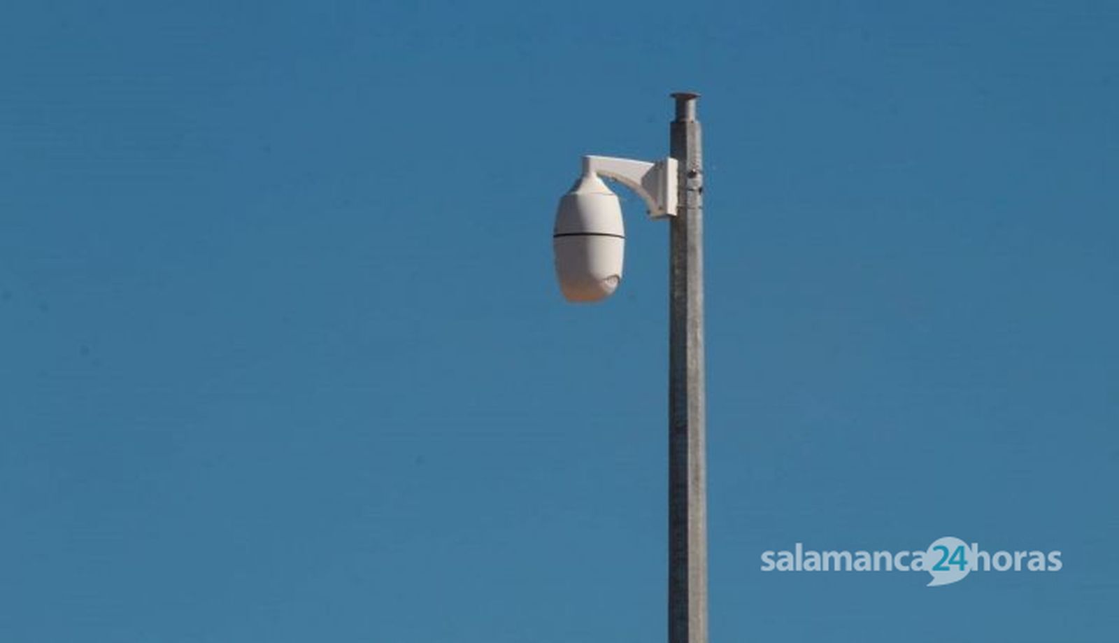 Cámaras de vigilancia por presencia de carreras ilegales en el polígono de Peña Alta. Fotos S24H (1) Cámaras de vigilancia por presencia de carreras ilegales en el polígono de Peña Alta. Fotos S24H (1)