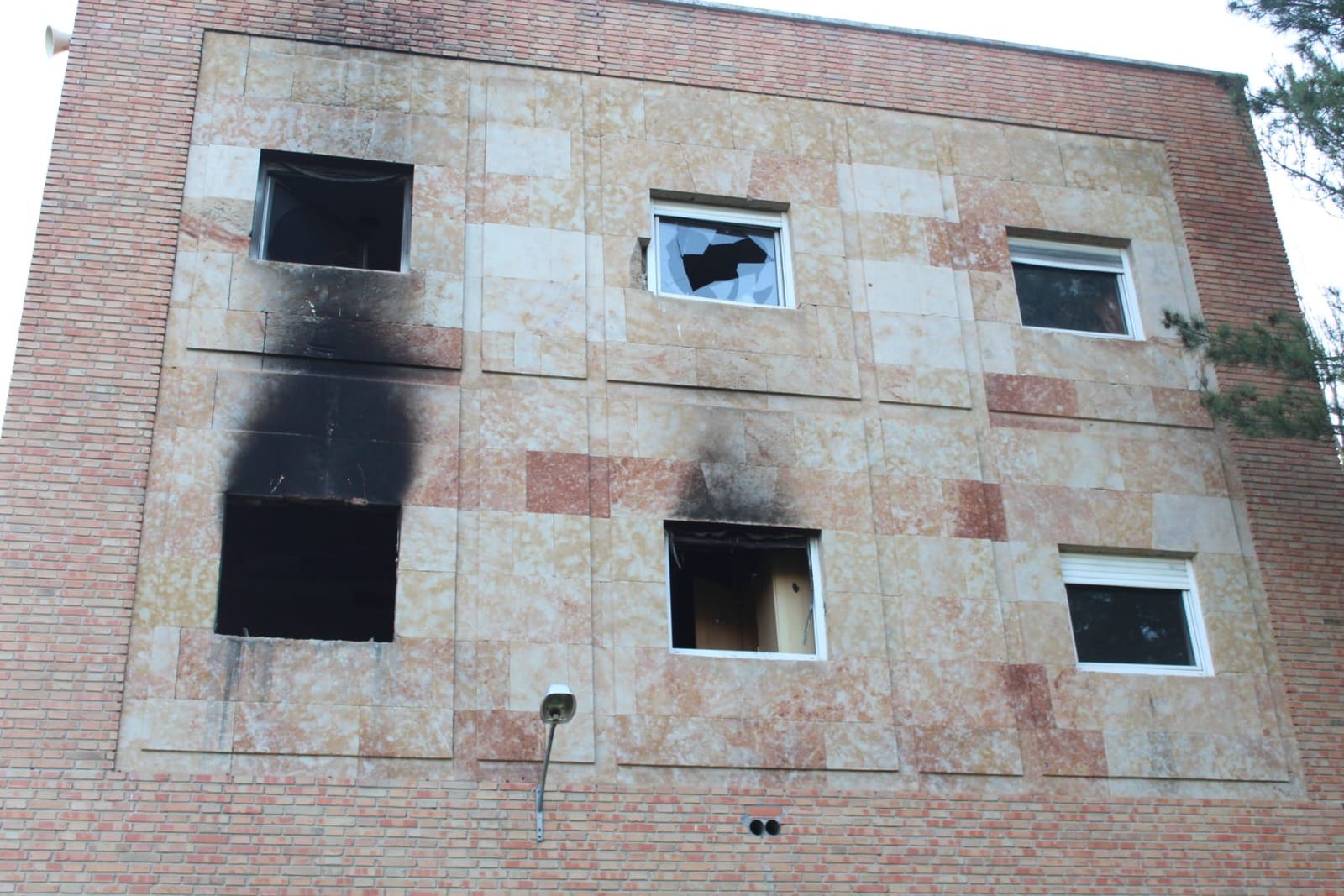 whatsapp-image-2024-04-15-at-20-37-50