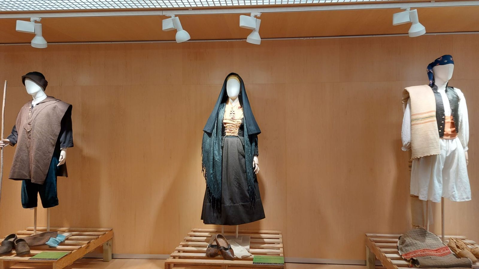 iv-festival-de-indumentaria-tradicional-36