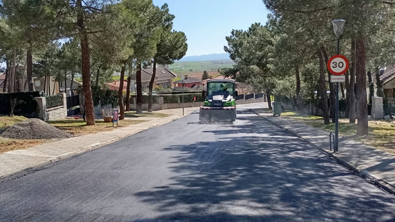 Obras de pavimentación en El Pinar de Alba y Amatos en Alba de Tormes