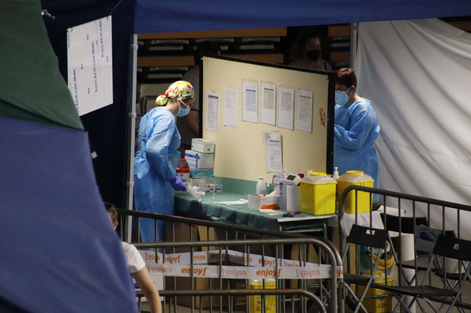 Imagen de archivo de la inoculación de la segunda dosis en el Mulitusos a los vacunados en su momento con AstraZeneca