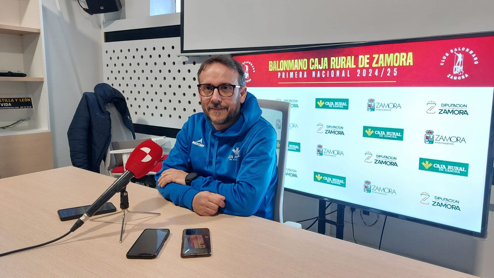 Félix Mojón en rueda de prensa