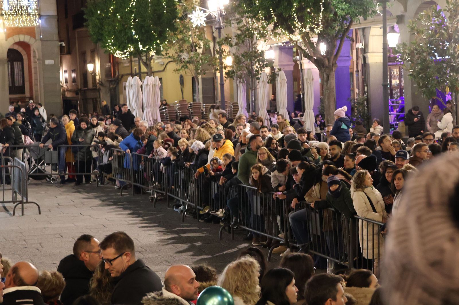 GALERÍA | El animado pasacalles de Escena por el centro de Zamora, en imágenes