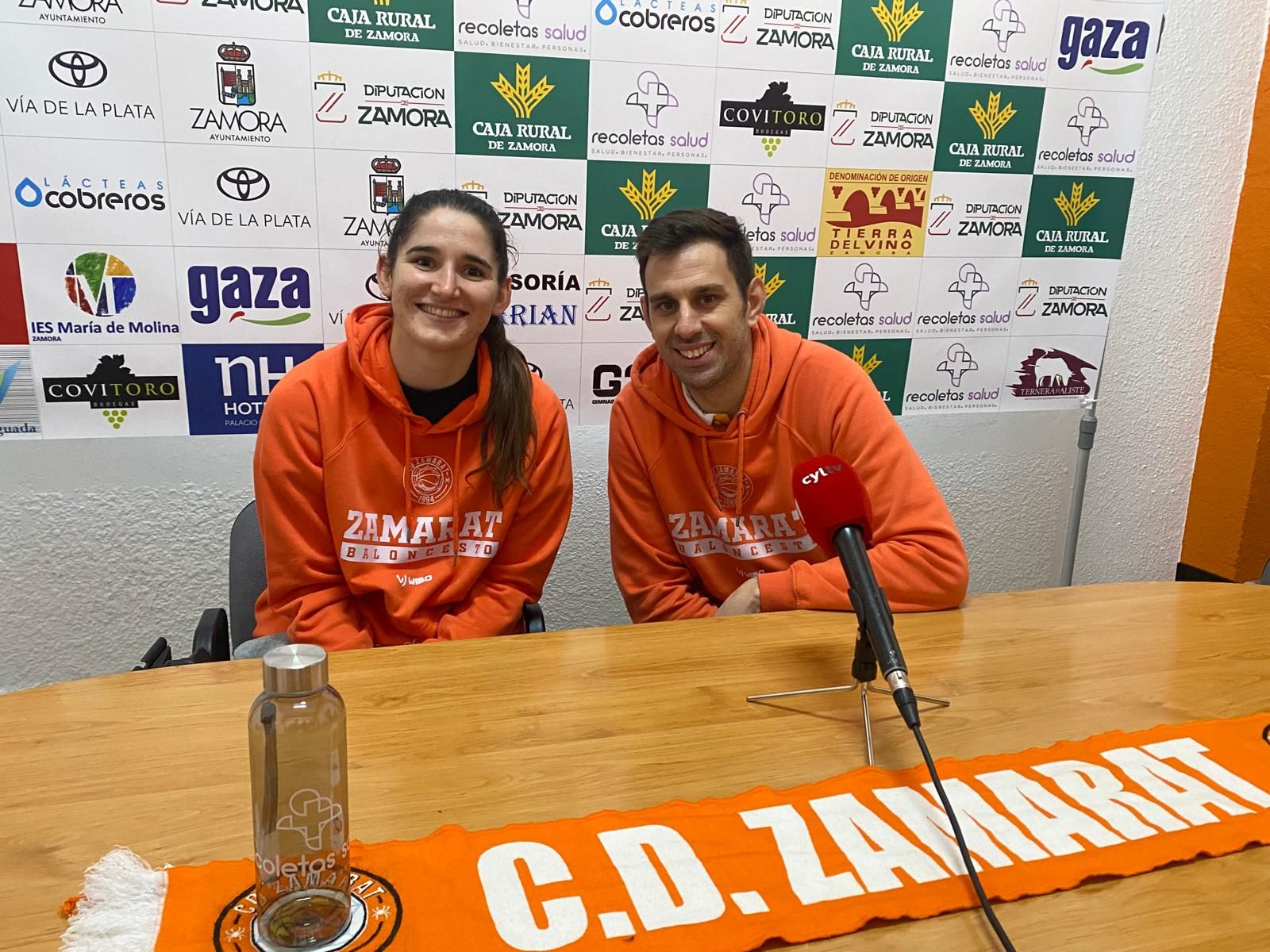 Ana Tainta y Raúl Pérez en rueda de prensa