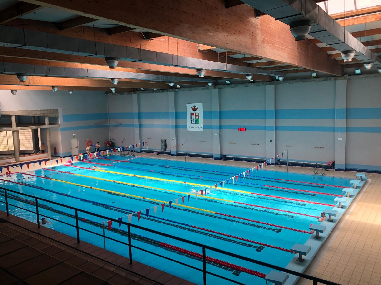 Piscina Los Almendros