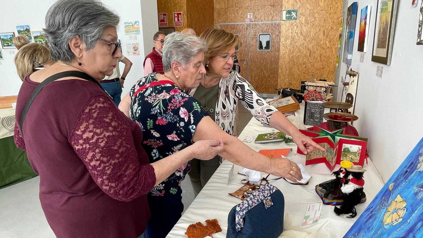 Talleres para mayores de 60 años. Foto de archivo