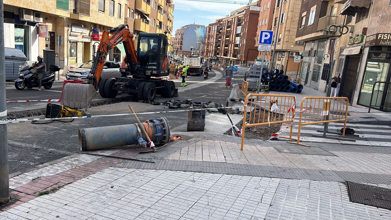 Obras y cortes de tráfico en la carretera de Ledesma (1)