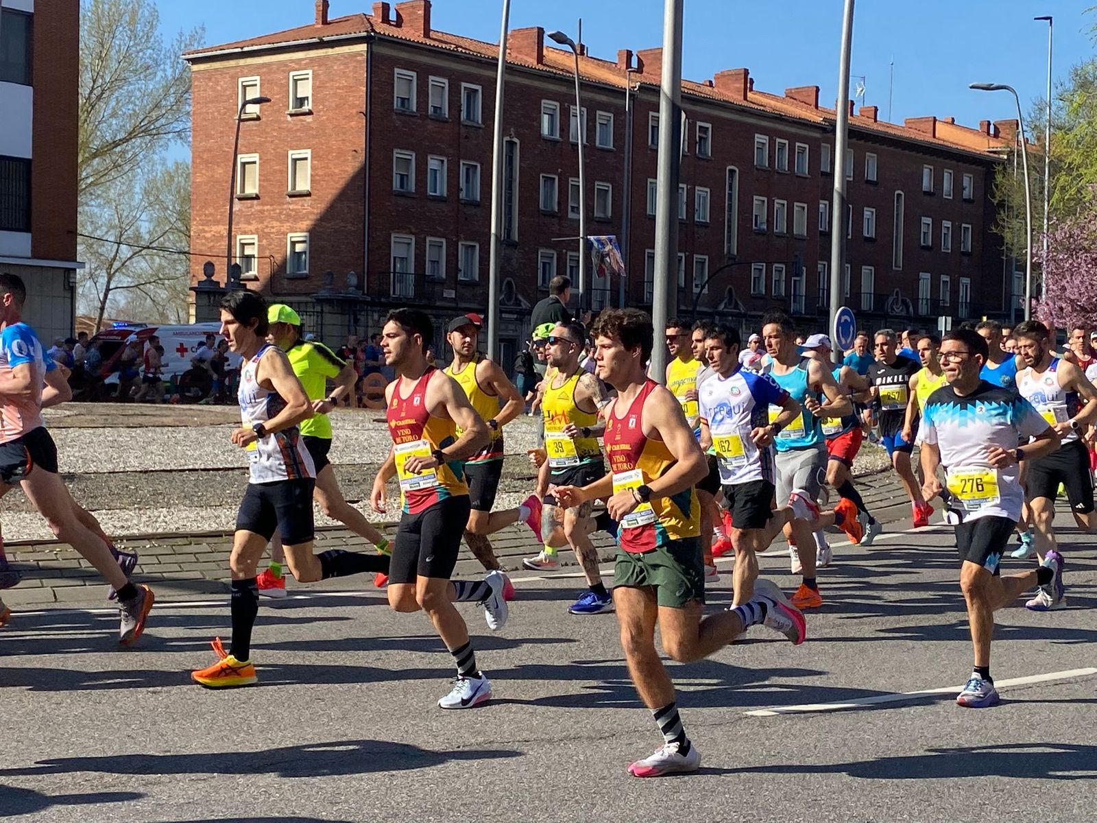 Fondistas del Vino Toro Caja Rural en una de las competiciones