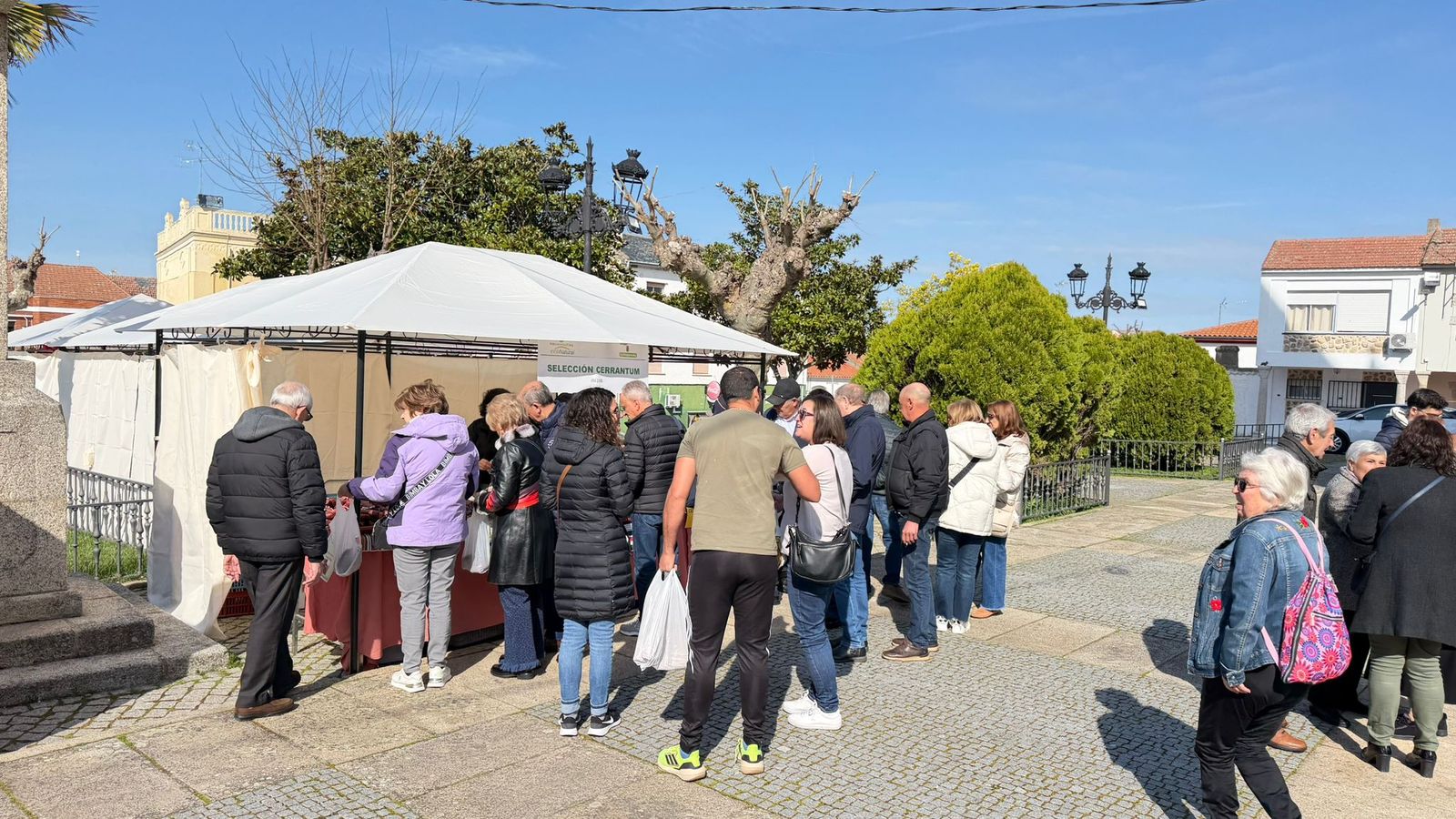 Día del Almendro en La fregeneda