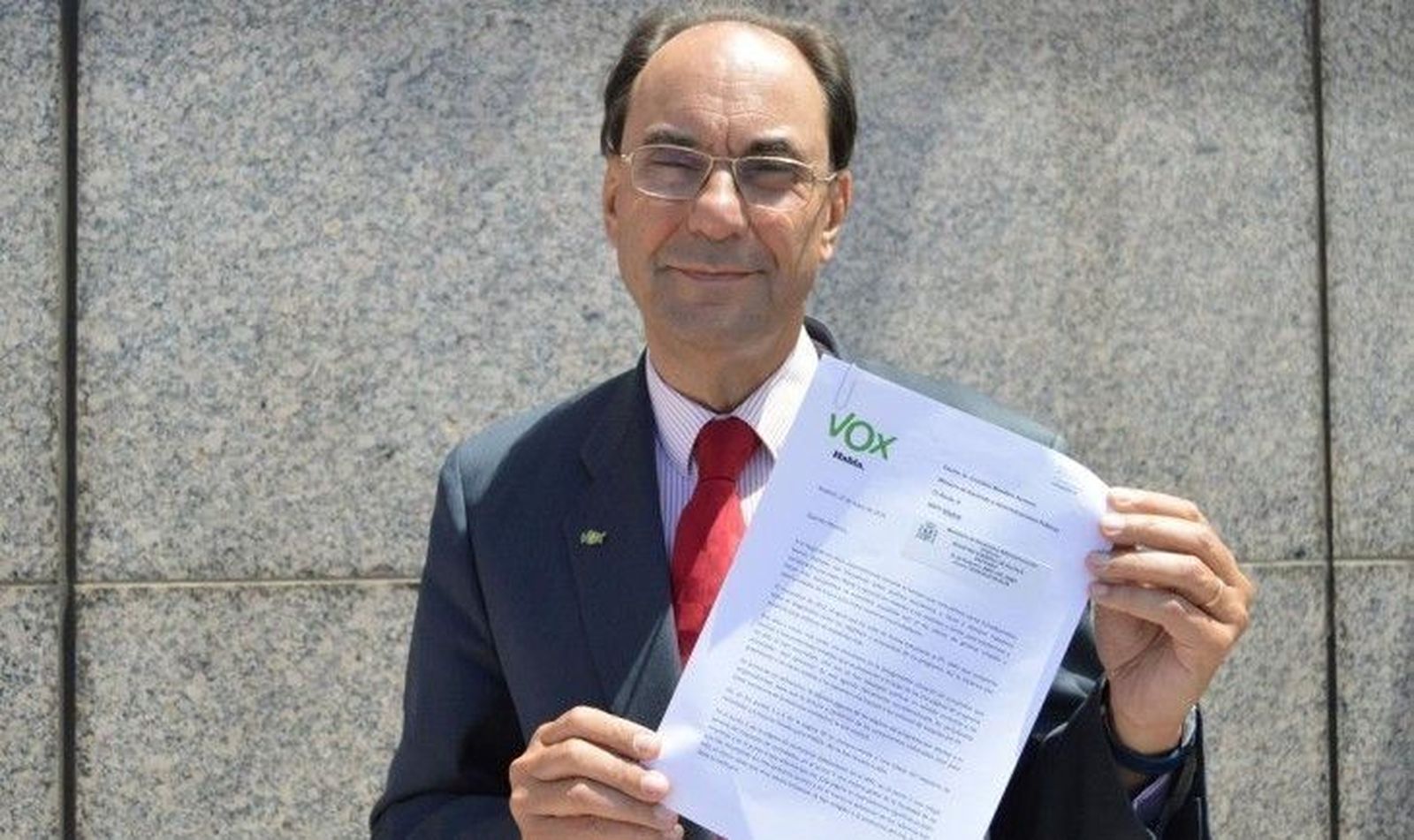 Vidal-Quadras pide por carta a Montoro que rectifique la política fiscal y que vote a Vox