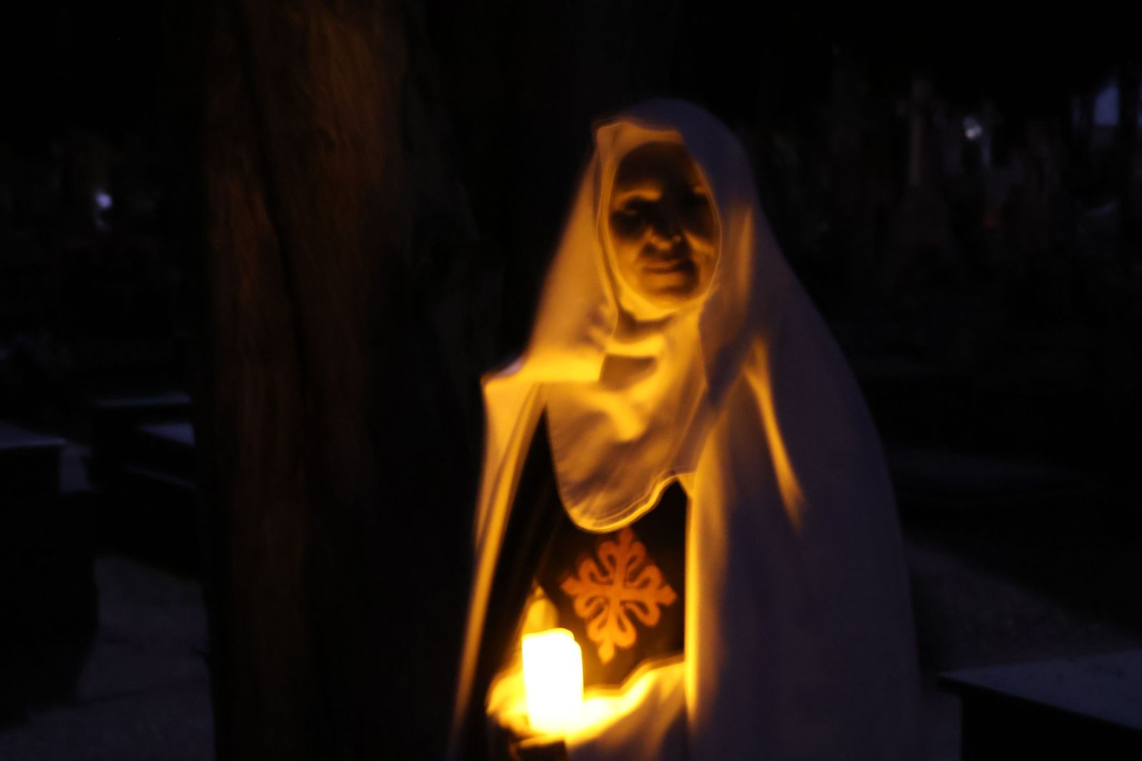 GALERÍA | Don Juan Tenorio cierra temporada en el Cementerio de San Atilano