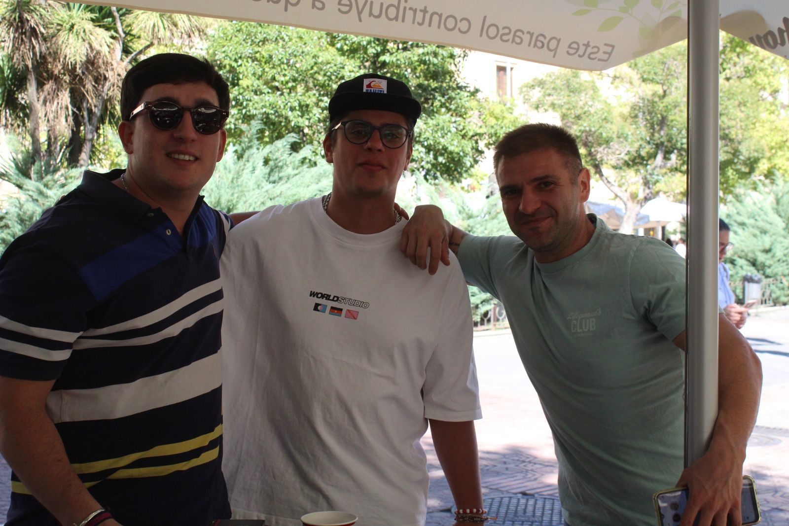 Ambiente en la Feria de Día en el mediodía de este martes