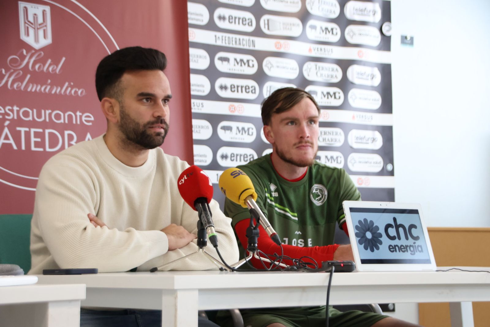 Presentación de Vadik Murria como nuevo jugador de Unionistas de Salamanca