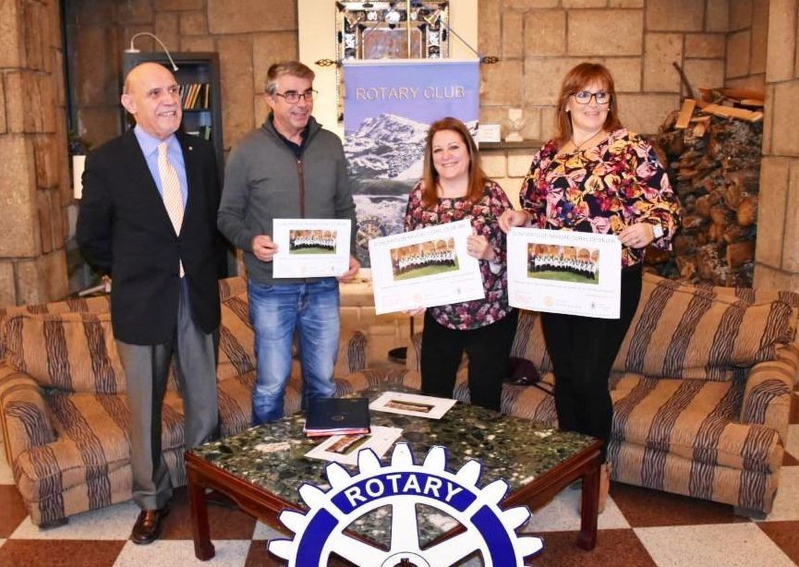 Presentación concierto Navidad Rotary