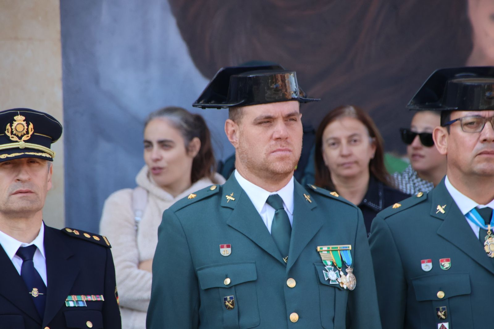 Inauguración glorieta a la Guardia Civil en Villares de la Reina