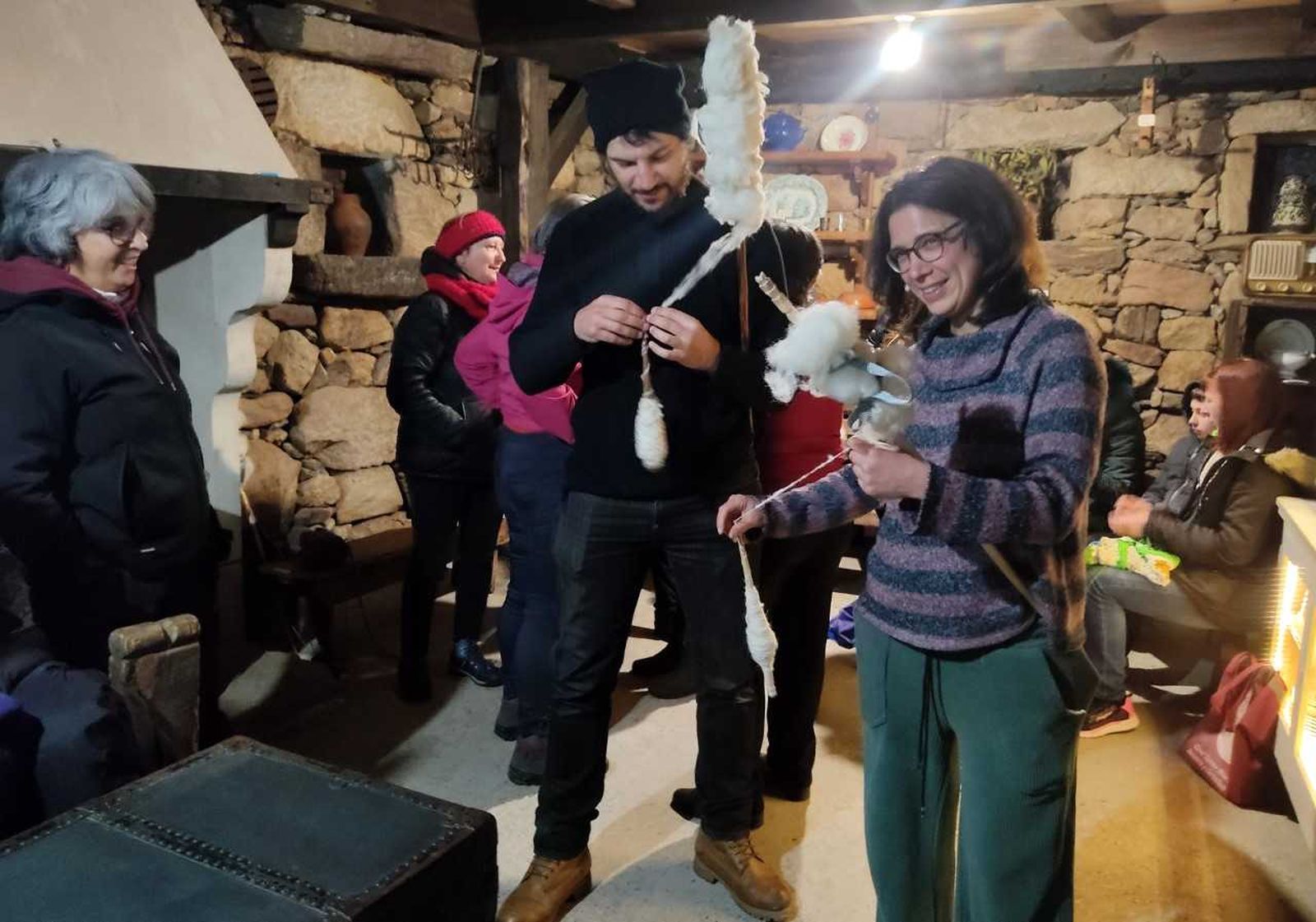Homenaje a la mujer rural en Sanabria con un filandar