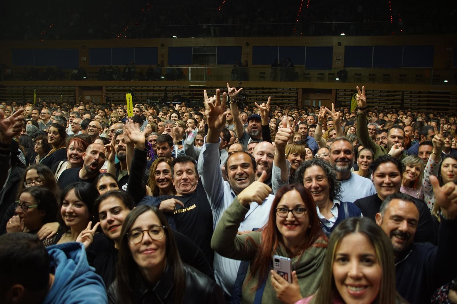 concierto-de-manolo-garcia-en-el-multiusos-sanchez-paraiso-fotos-juanes-17