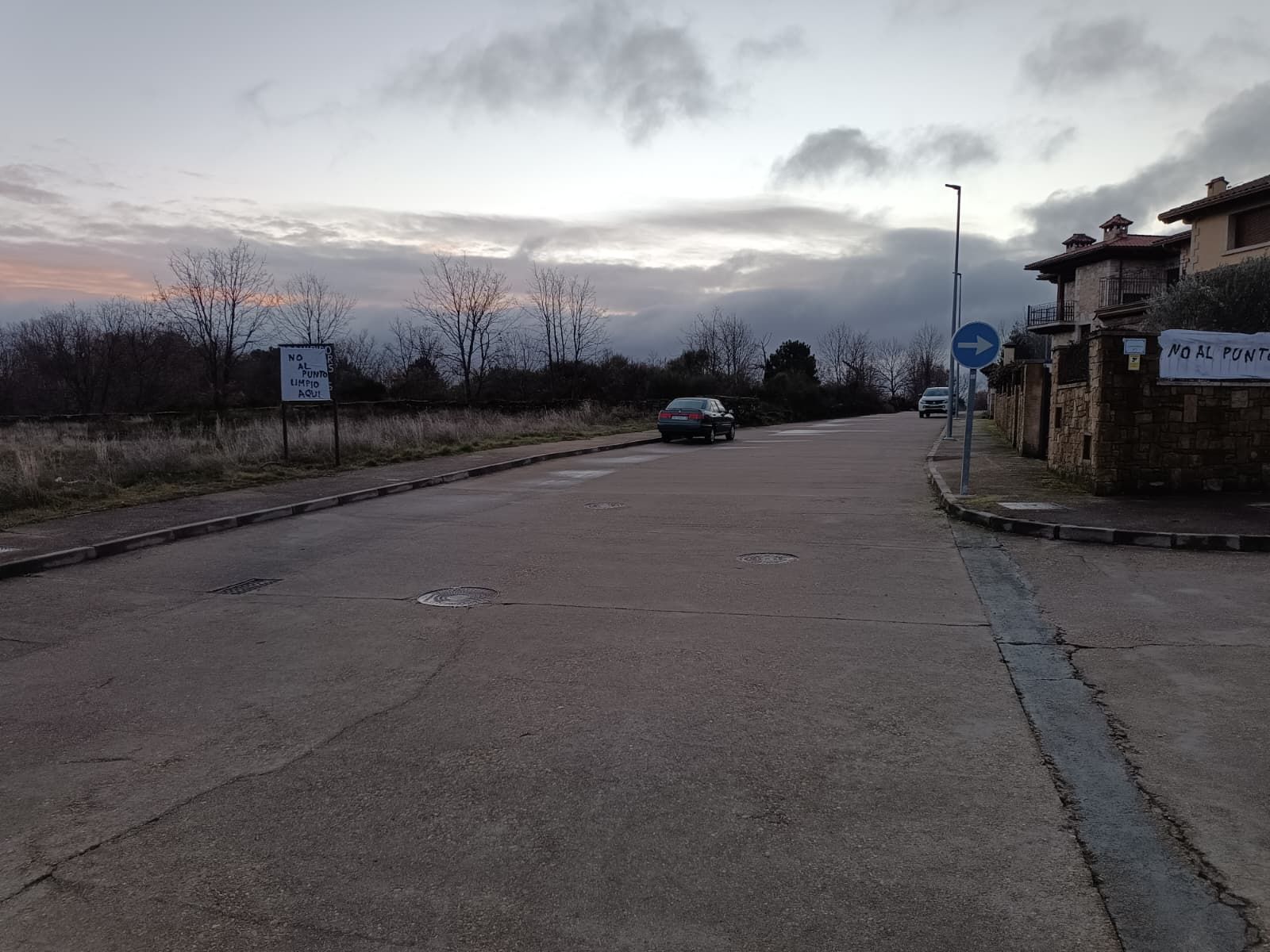 Pancartas contra el punto limpio de La Alberca