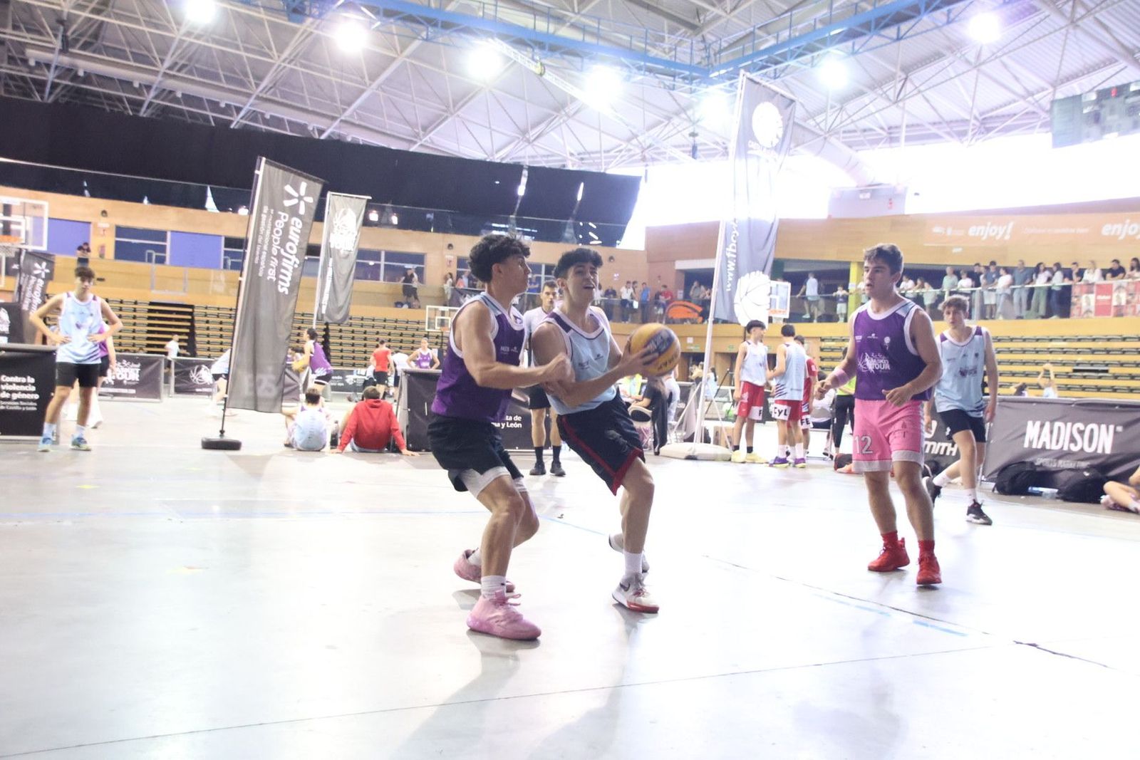 20240608122842-img-6415