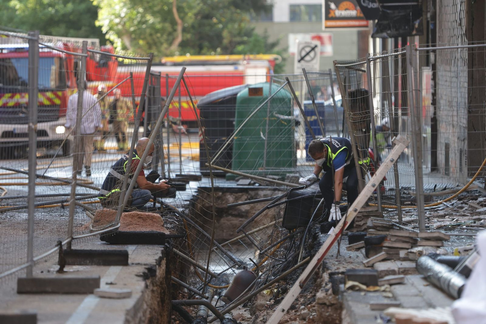 GALERÍA | Así ha sido y se ha vivido la explosión de gas en Zamora
