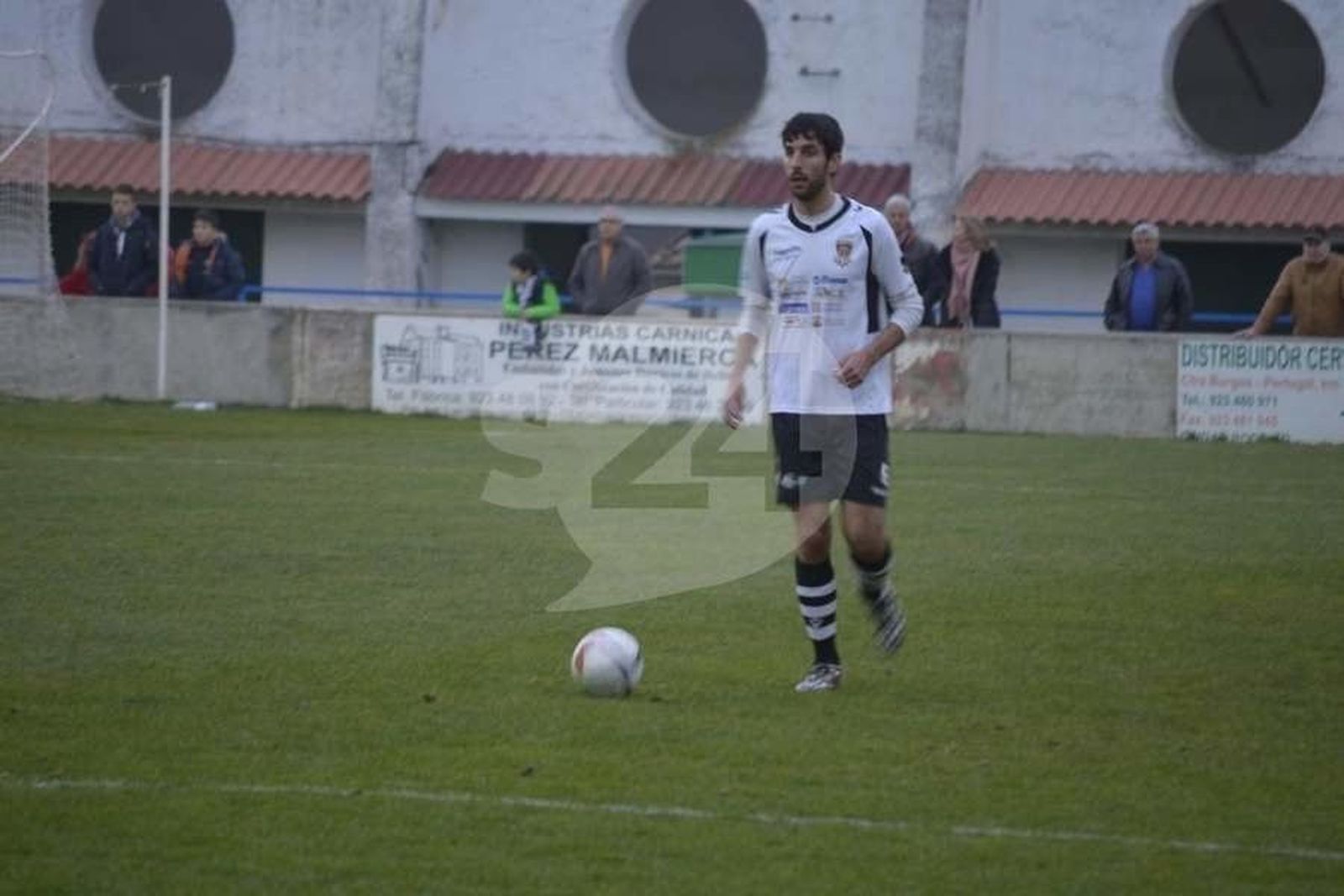 El Ciudad Rodrigo derrota al Fresno de la Ribera y sale del descenso