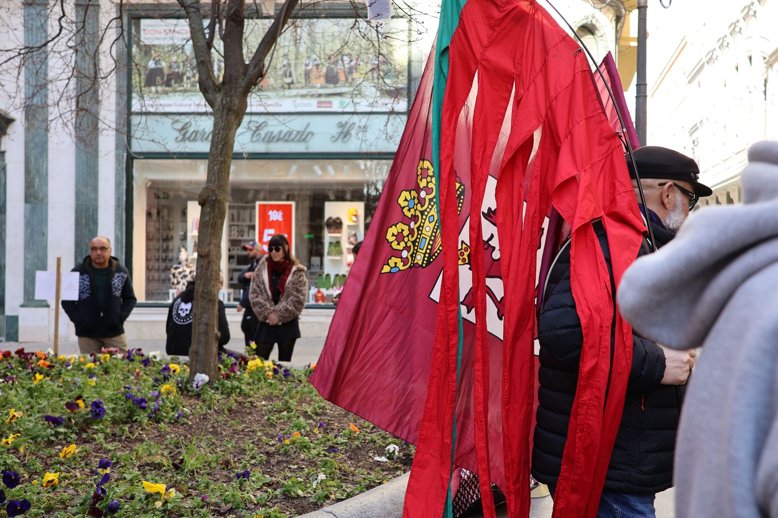 concentracion-en-la-plaza-sagasta-7